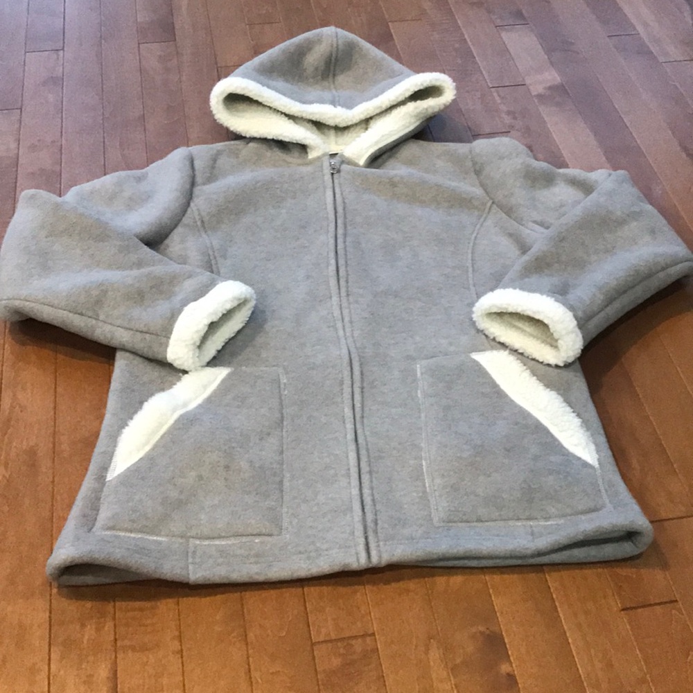 Women’s Taupe Fleece Jacket w/Sherpa Lining & Hood